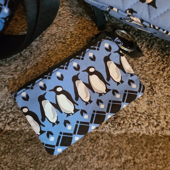 Vera Bradley Blue Penguin Lot of 3 Bags - Grand Traveler, Makeup/Toiletry and ID - Picture 5 of 14